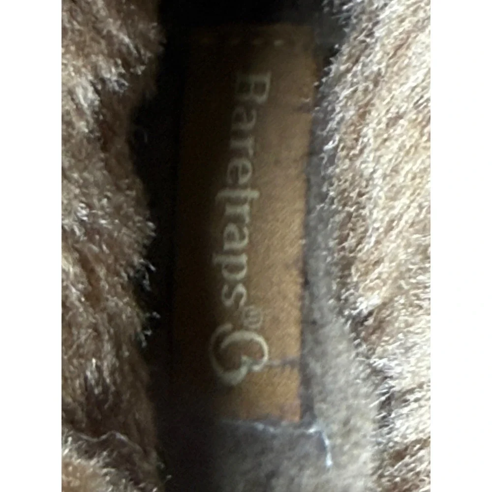 BareTraps winter boots