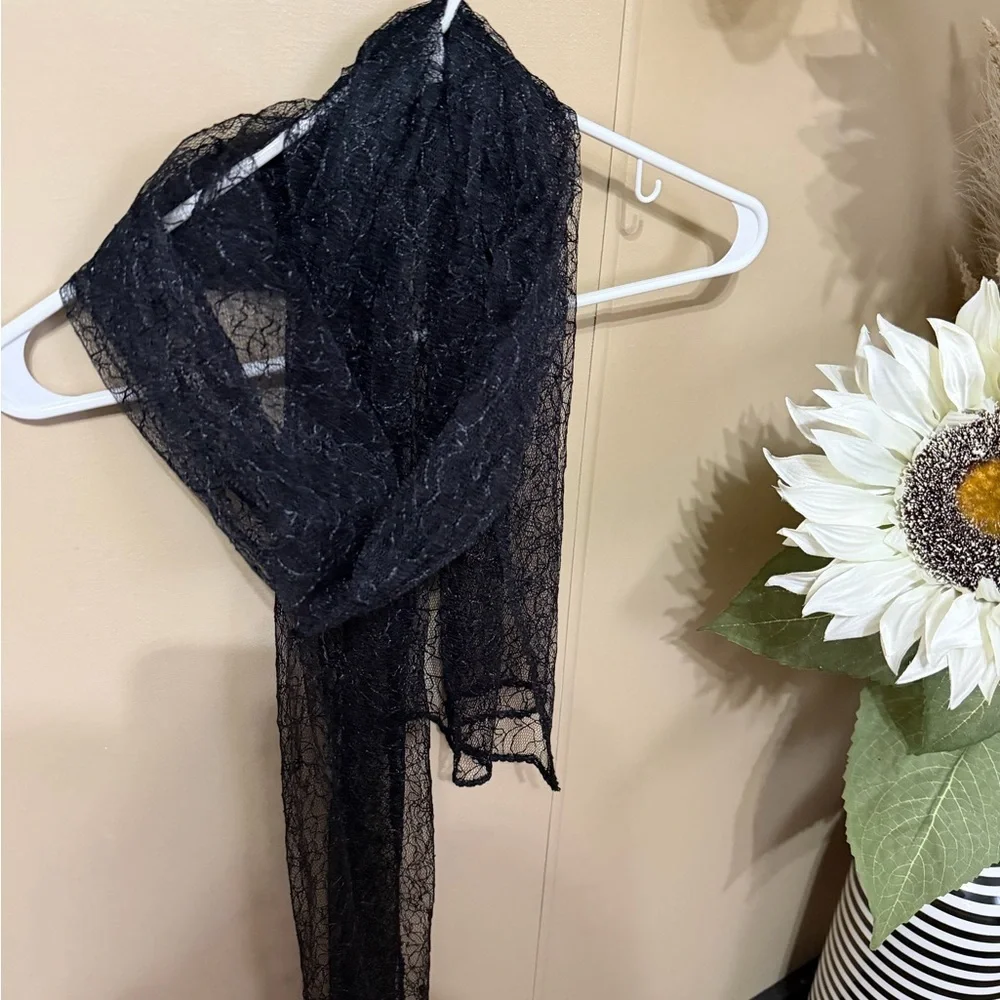 N/A elegant black