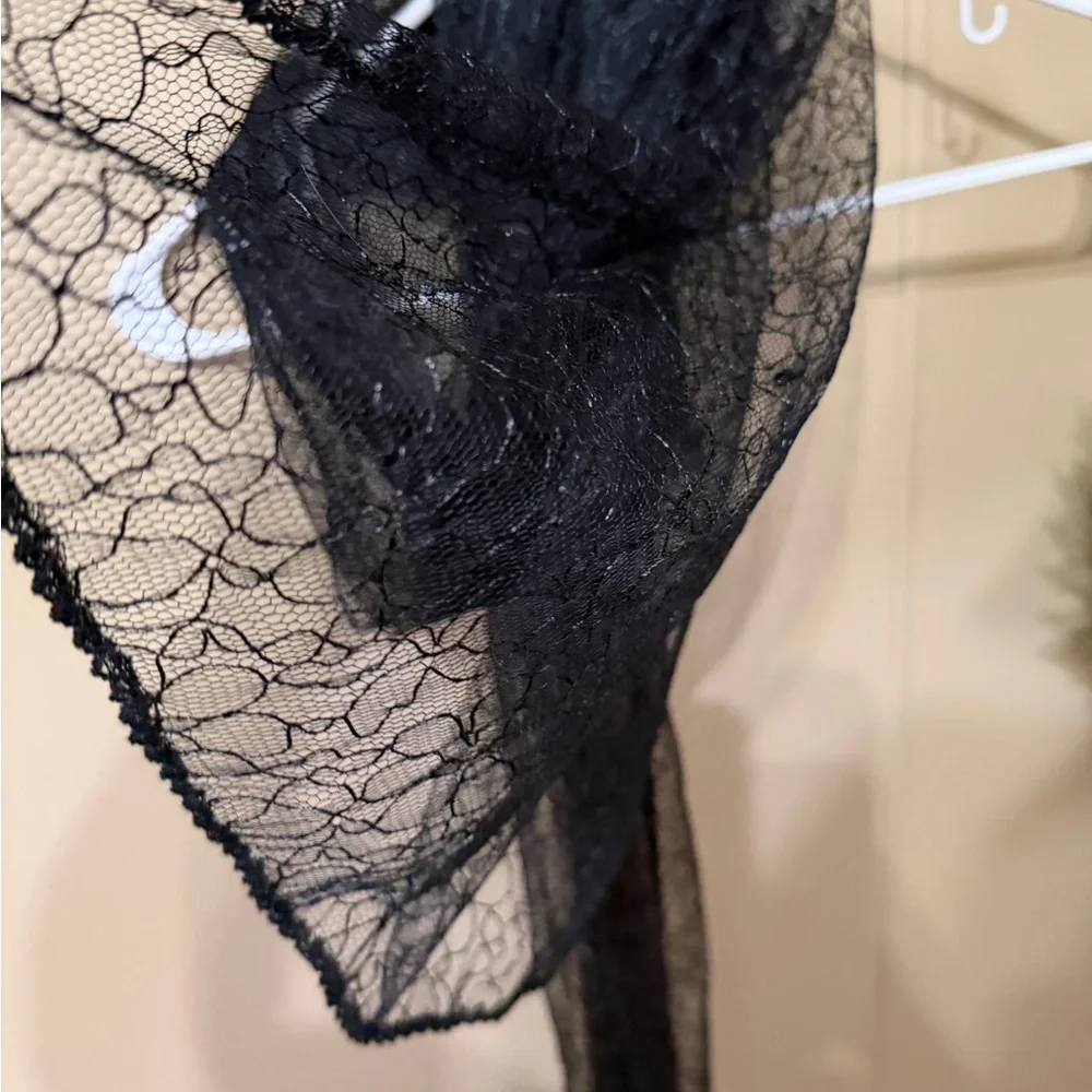 N/A elegant black