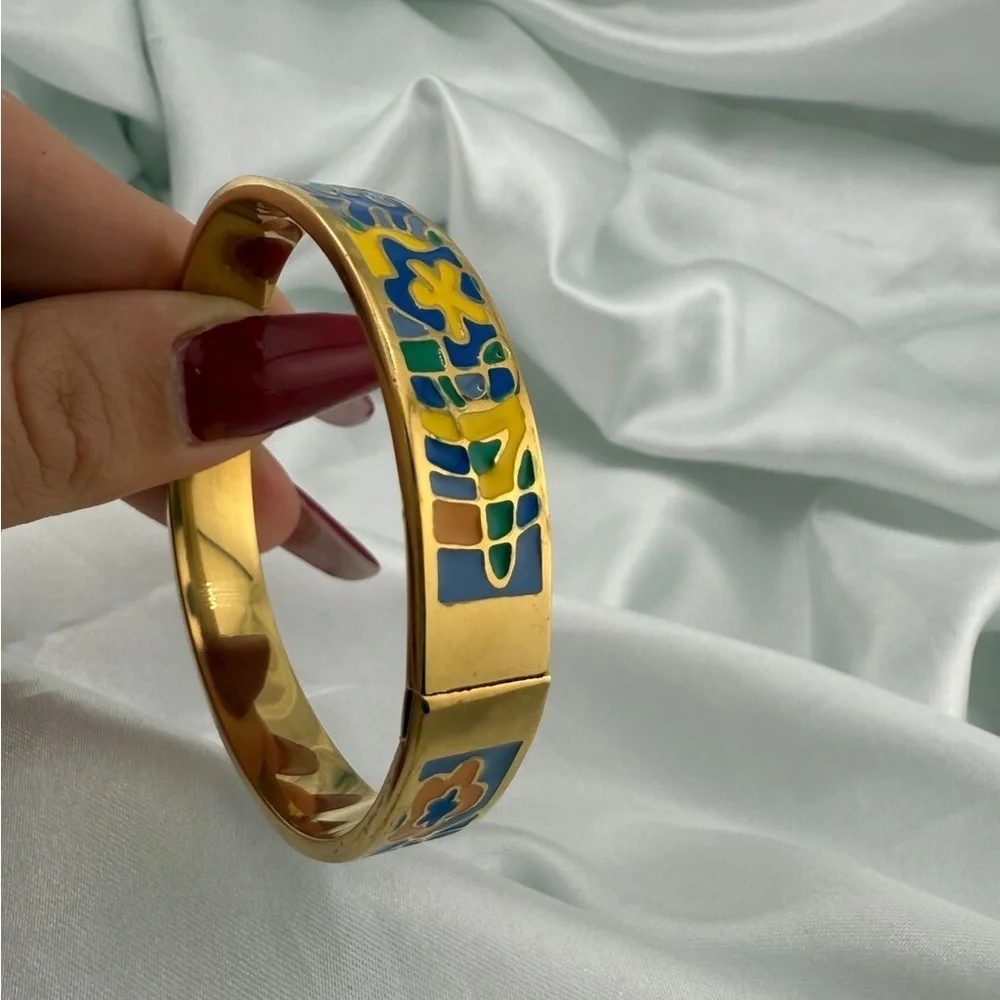 Anthropologie star trusted