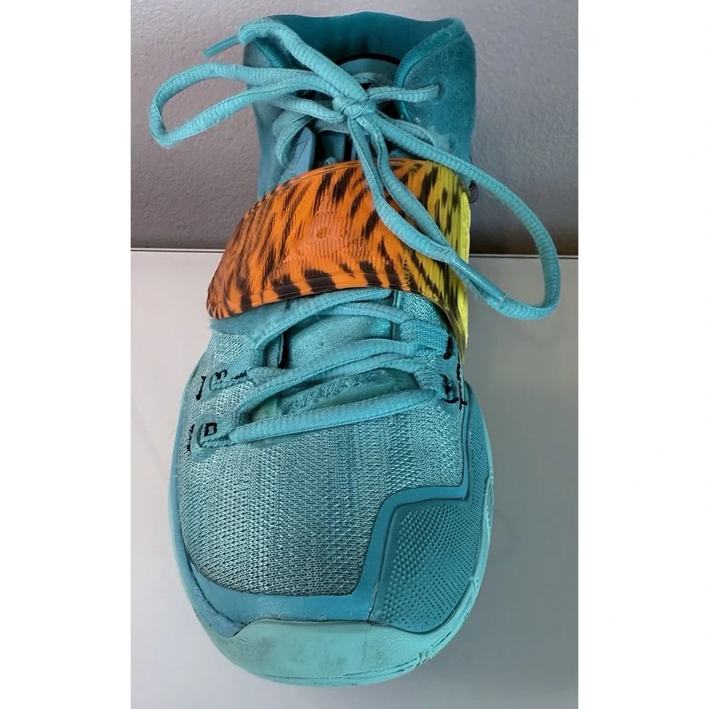 Nike up sale