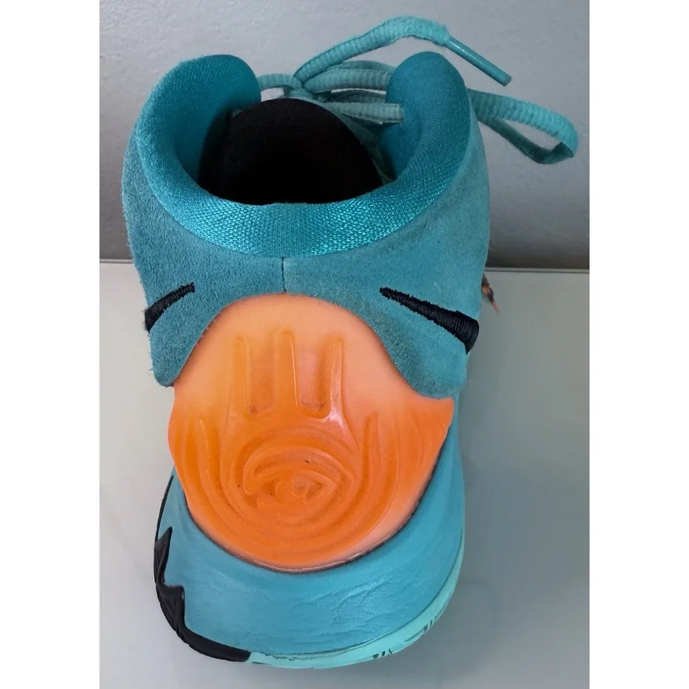 Nike up sale