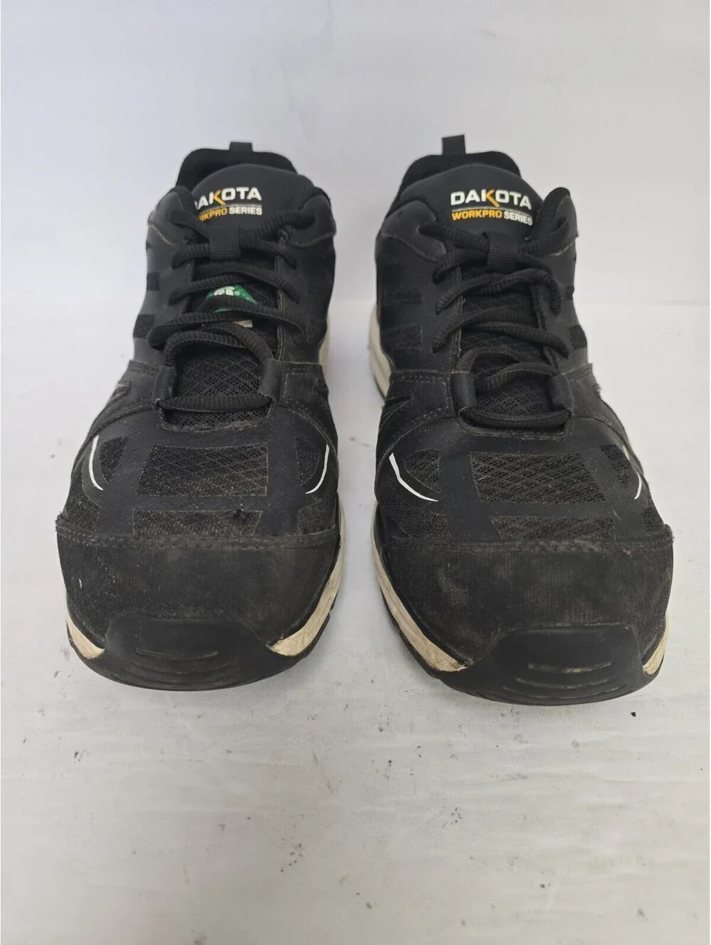 Dakota used shoes