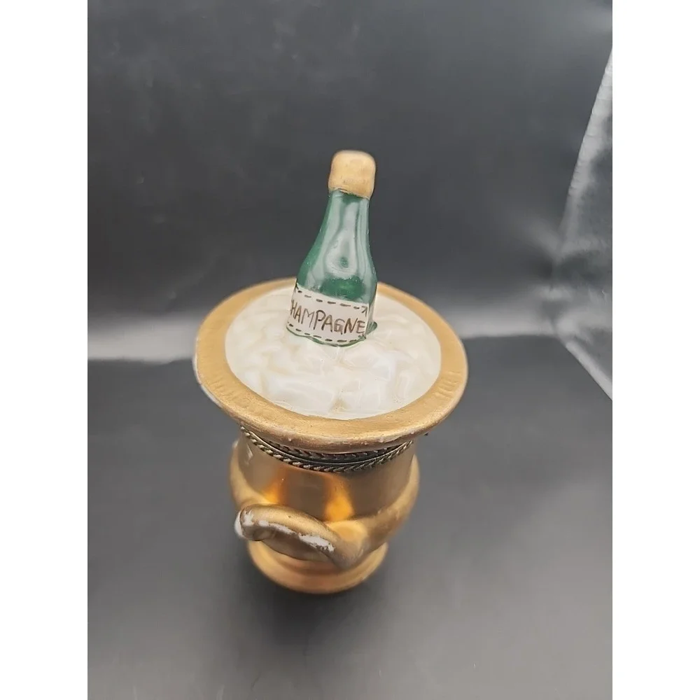 Takahashi this listing