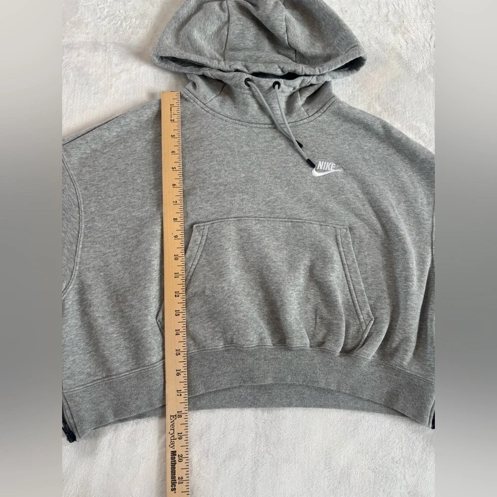 Nike cozy cropped