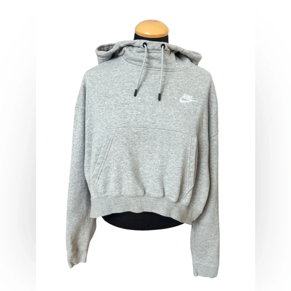 Nike cozy cropped