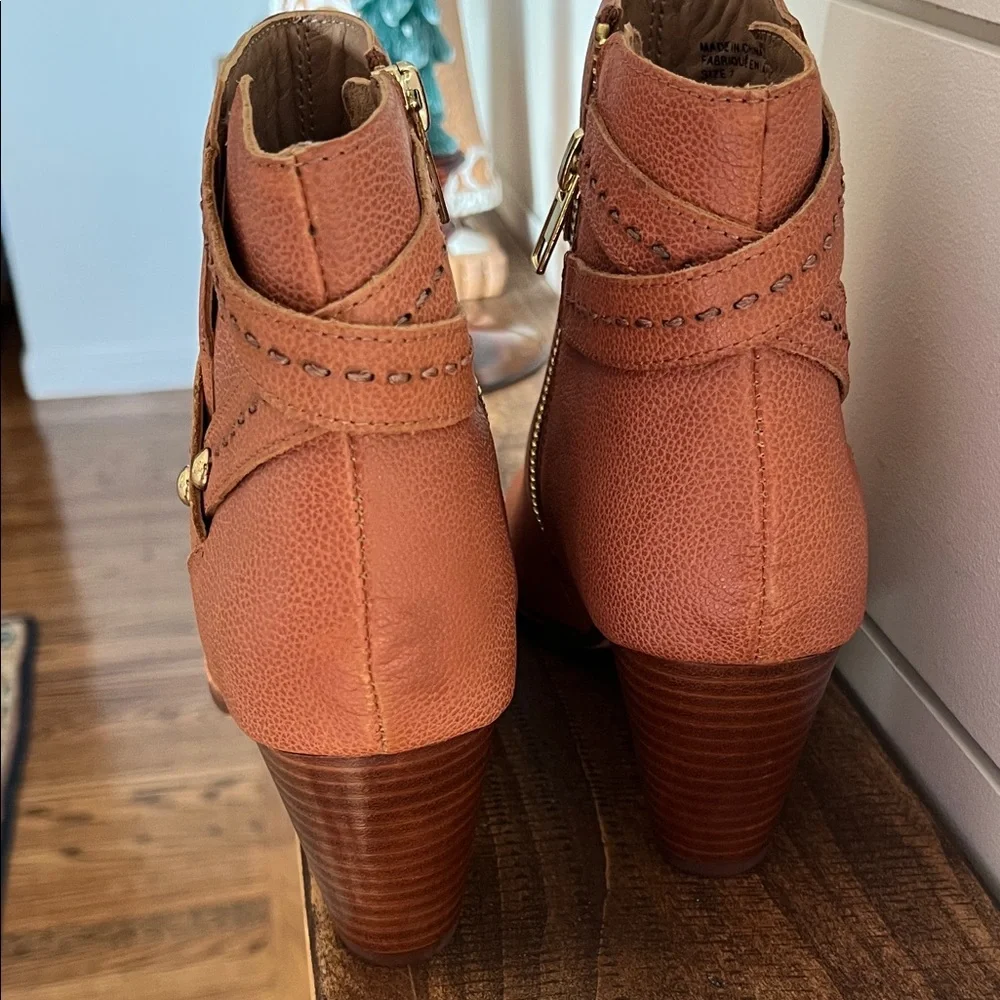 Anthropologie elegant brown