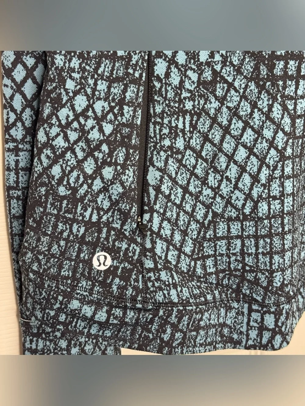 lululemon athletica lululemon close