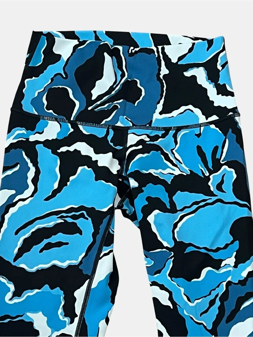 lululemon athletica abstract patterned