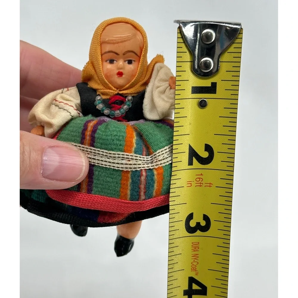 N/A vintage miniature