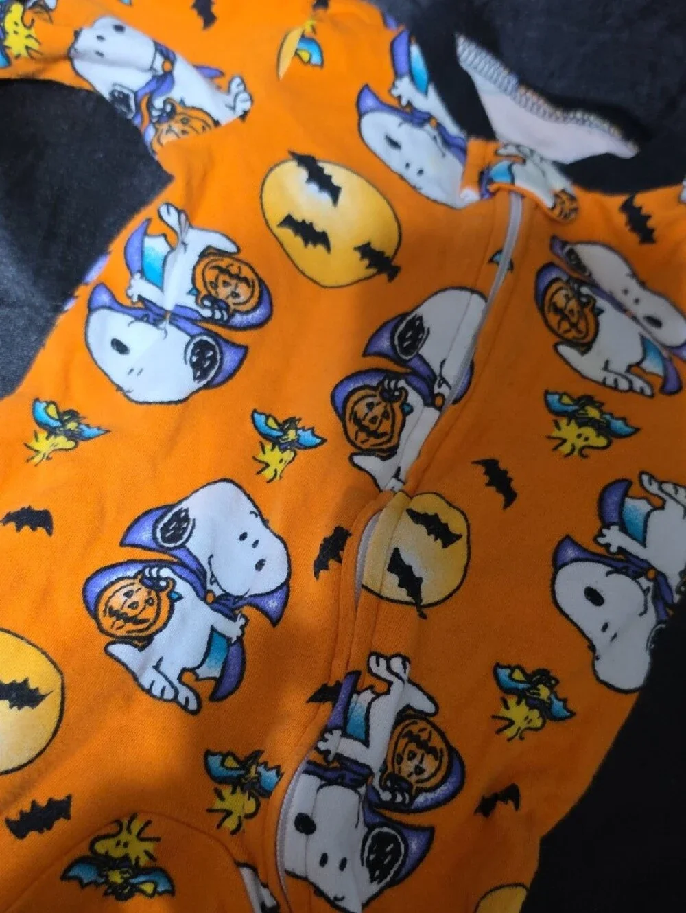 Peanuts cute orange