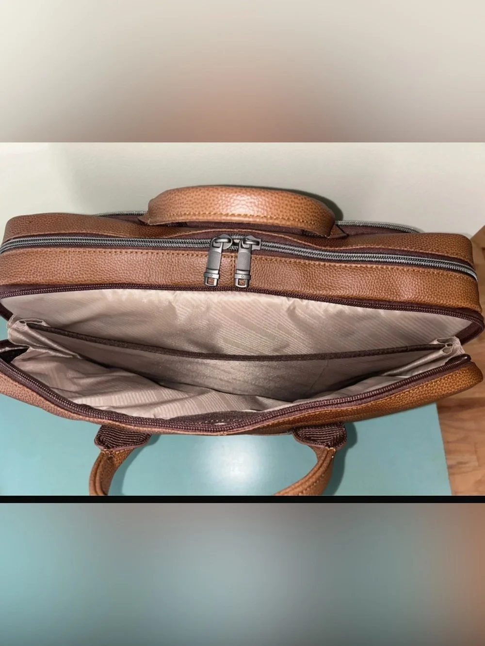 Samsonite classic brown
