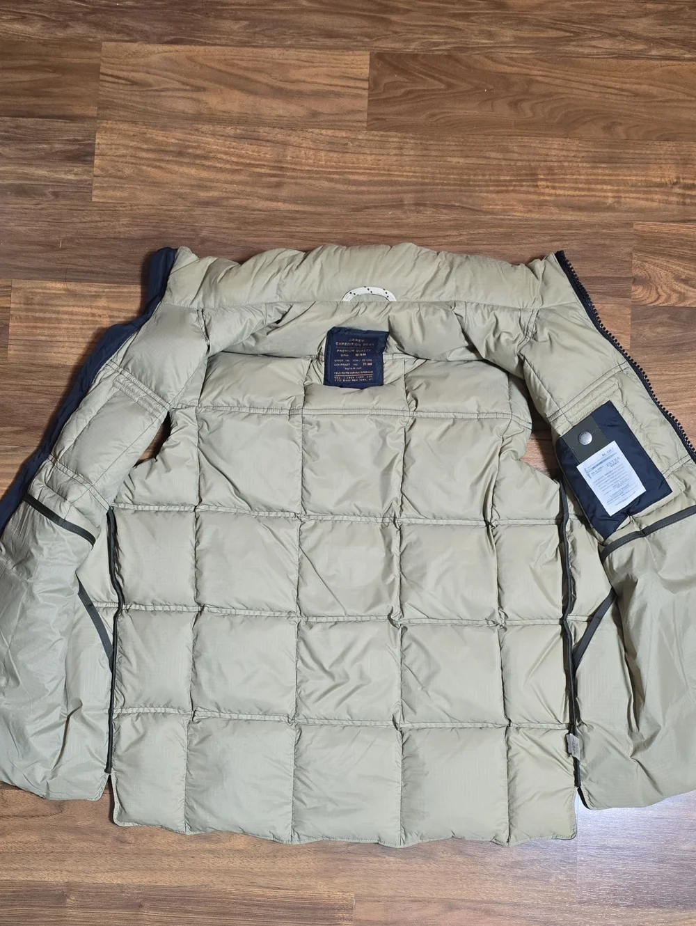 J. Crew excellent pre