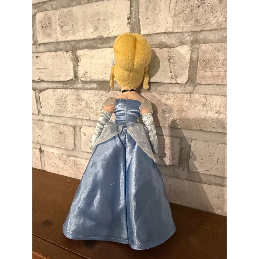 Disney good doll