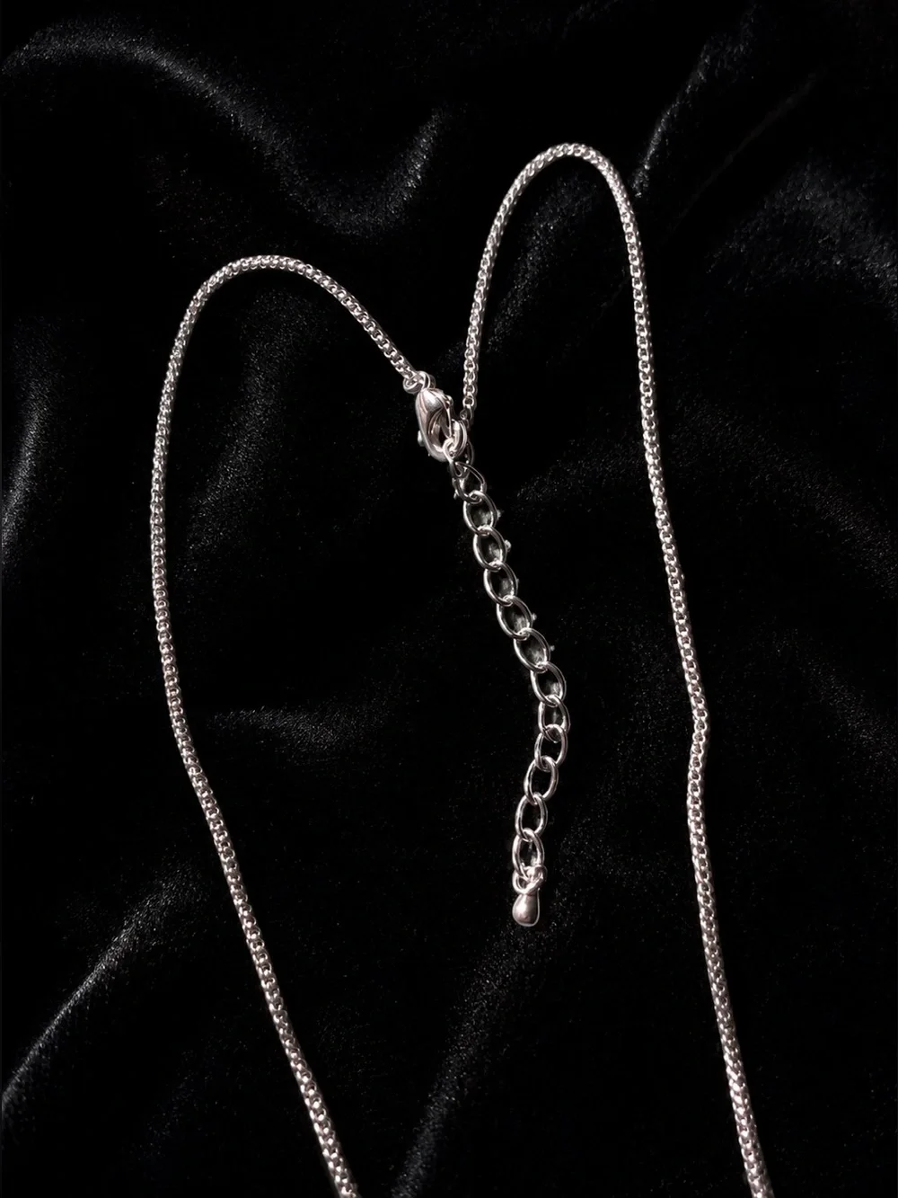 None unbranded silver
