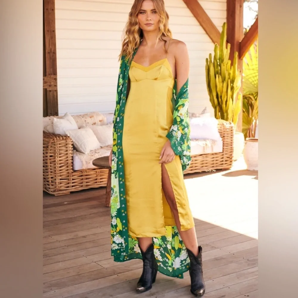 Free People paneling feeling