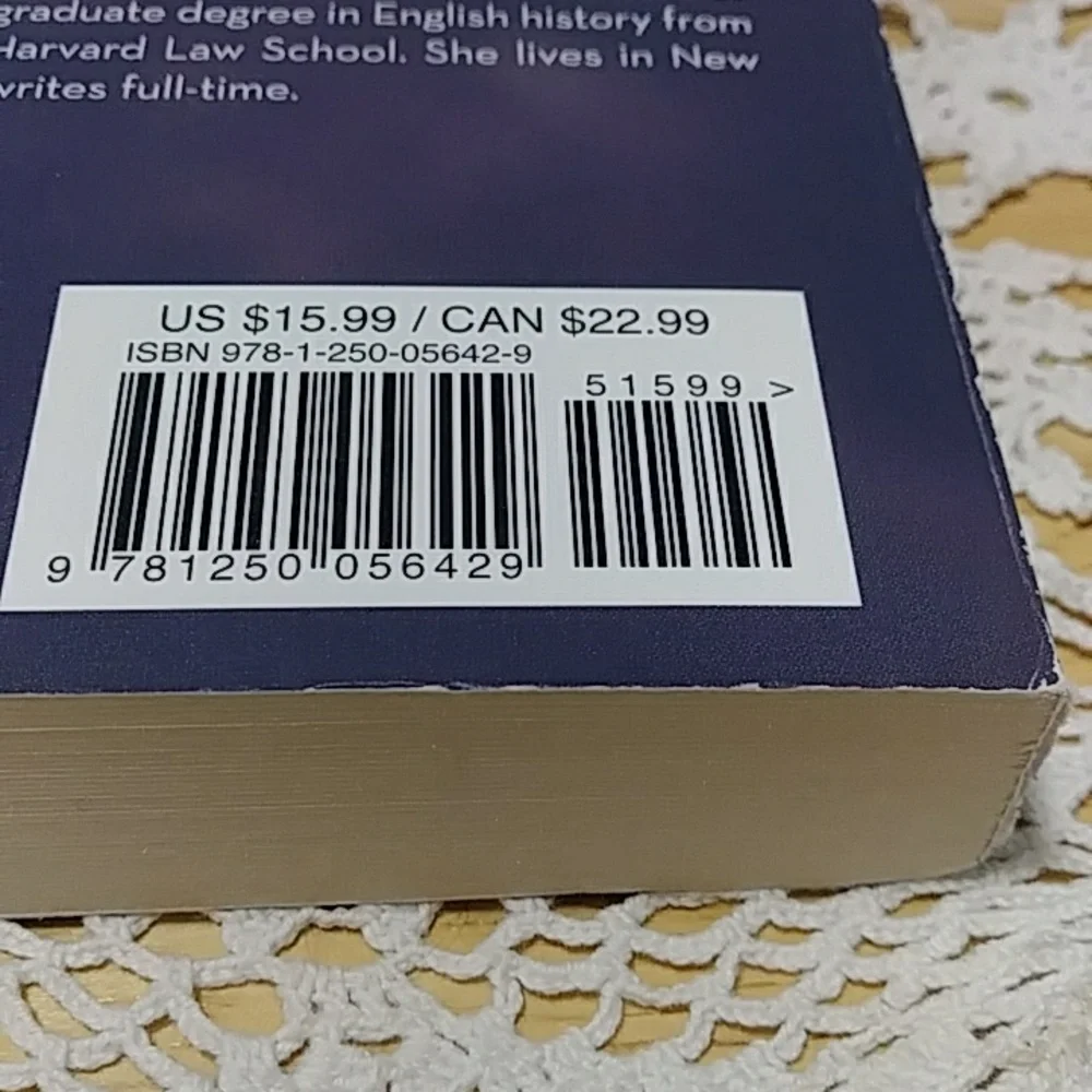 Laura Willig $10 book