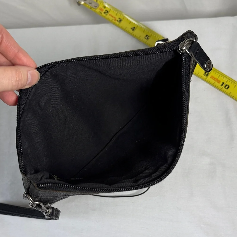Fossil Black Leather Women's Clutch.