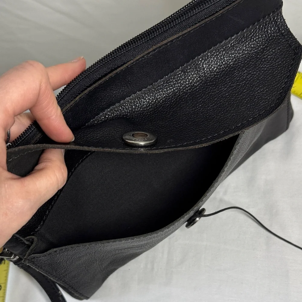 Fossil Black Leather Women's Clutch.