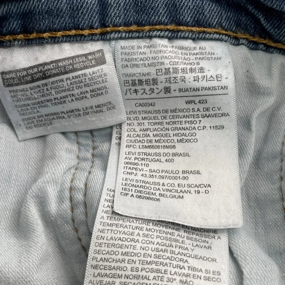 Levis sale used