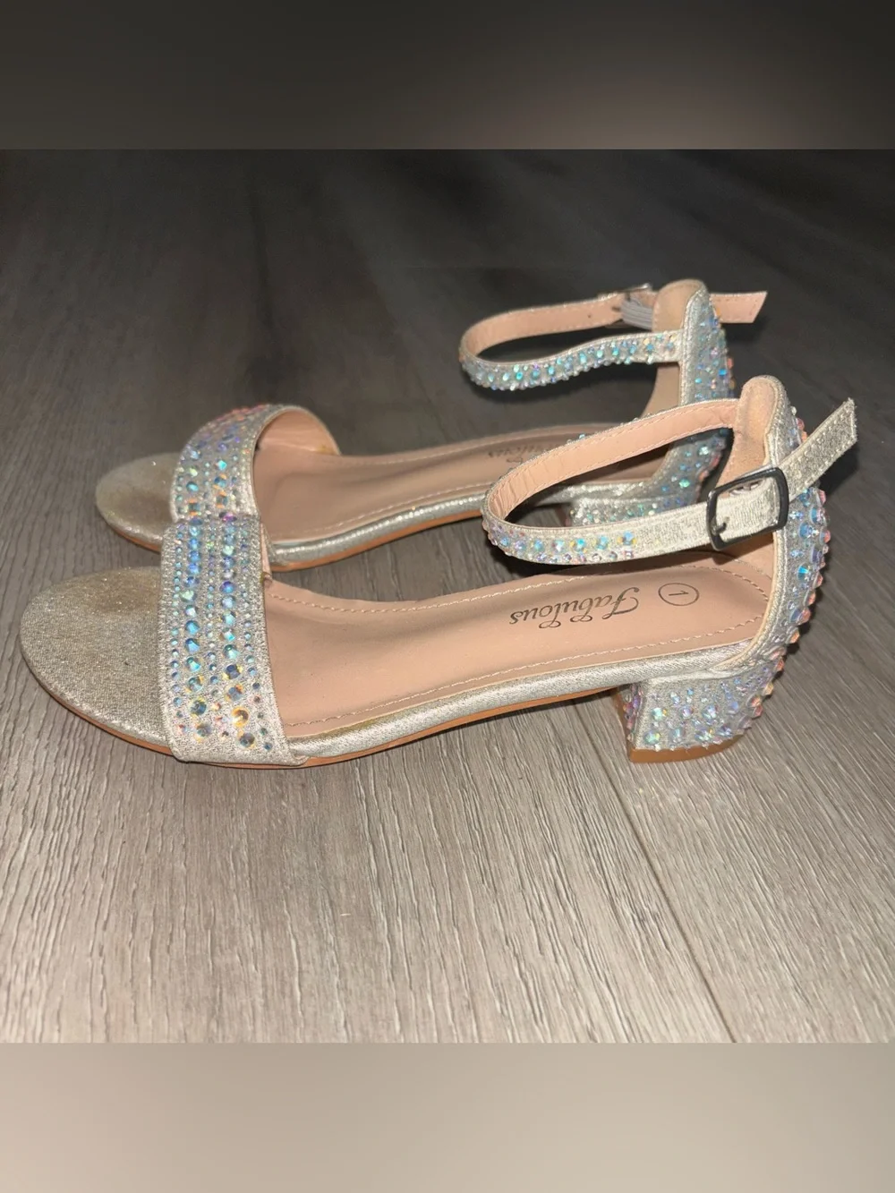 Fabulous Girls Heels Size 1 Youth Silver Gems Sparkly
