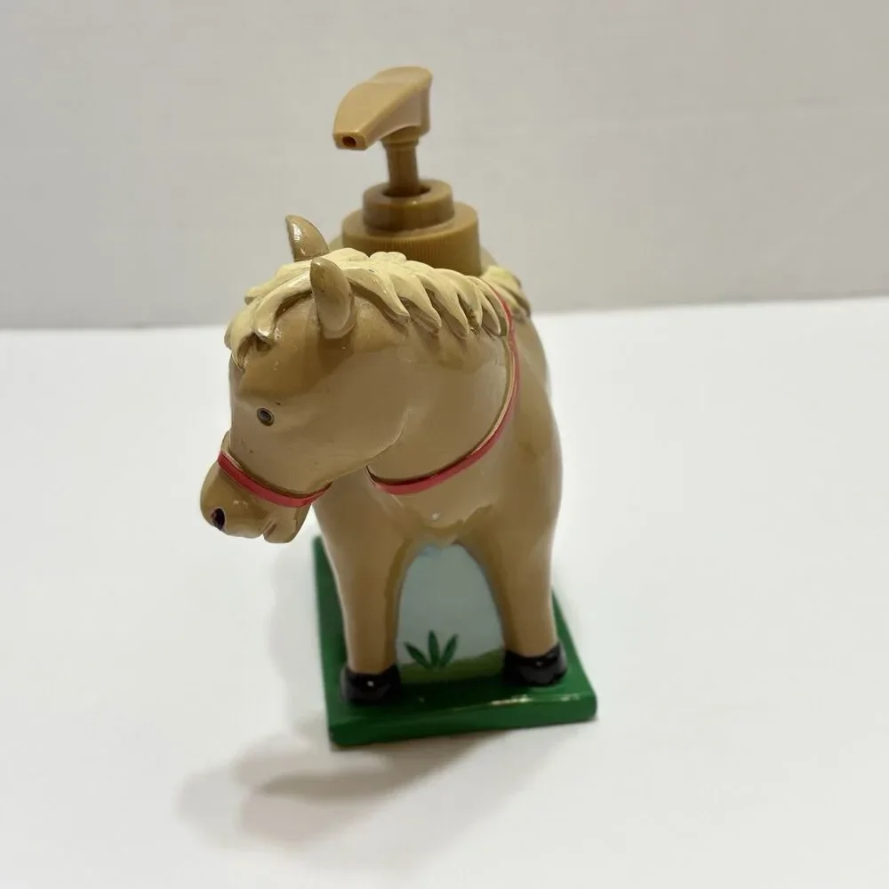 Unbranded vintage ceramic