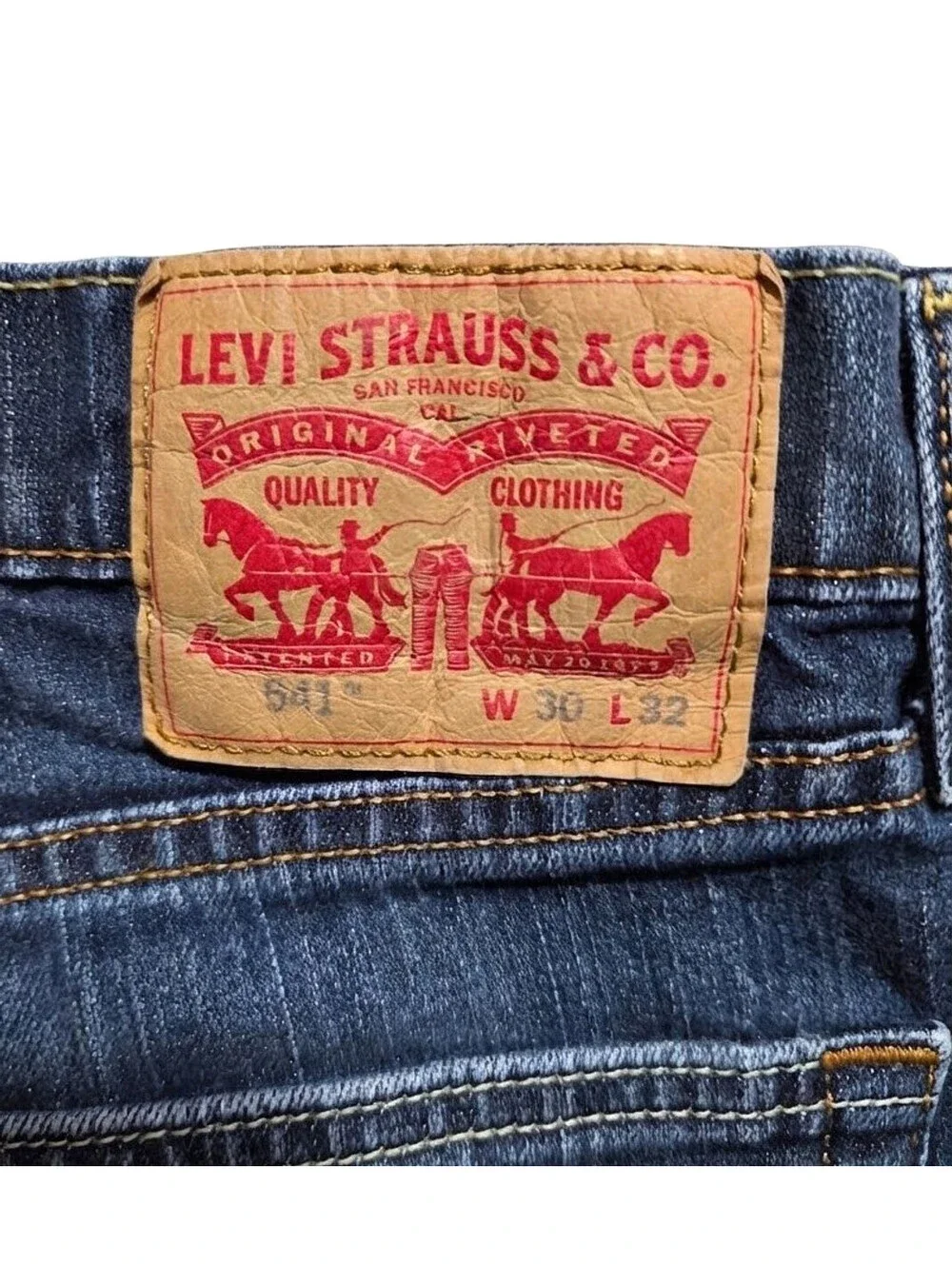 Levis classic pair