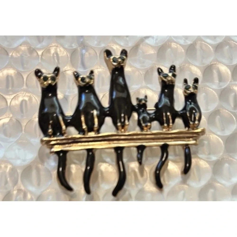 Vintage Six Black Cats on Fence Brooch Green Rhinestone Eyes Moving Tails[JB2]