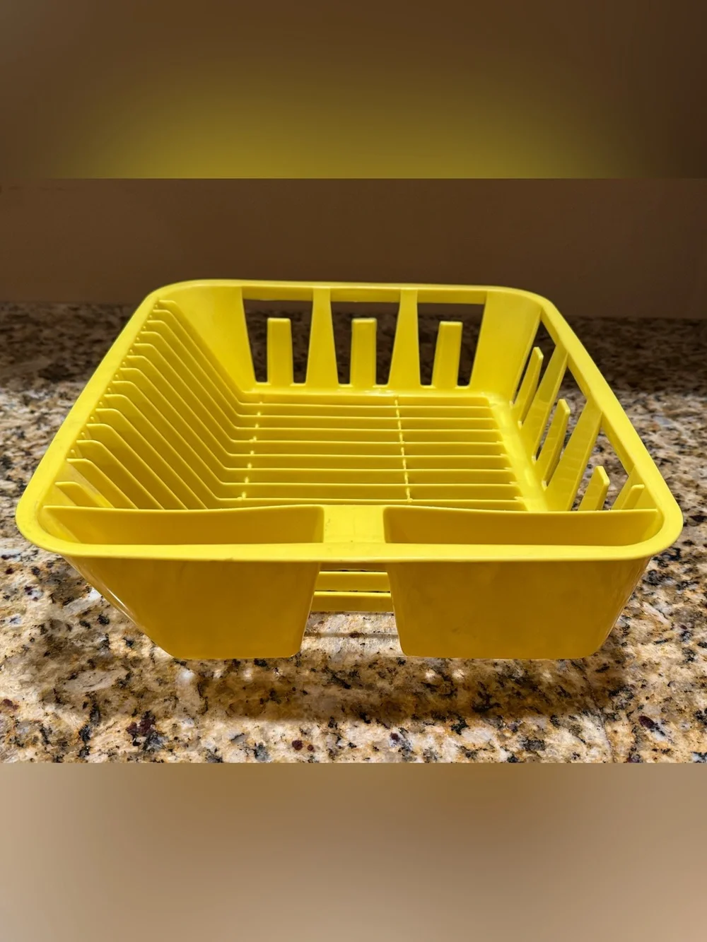Rubbermaid vintage retro