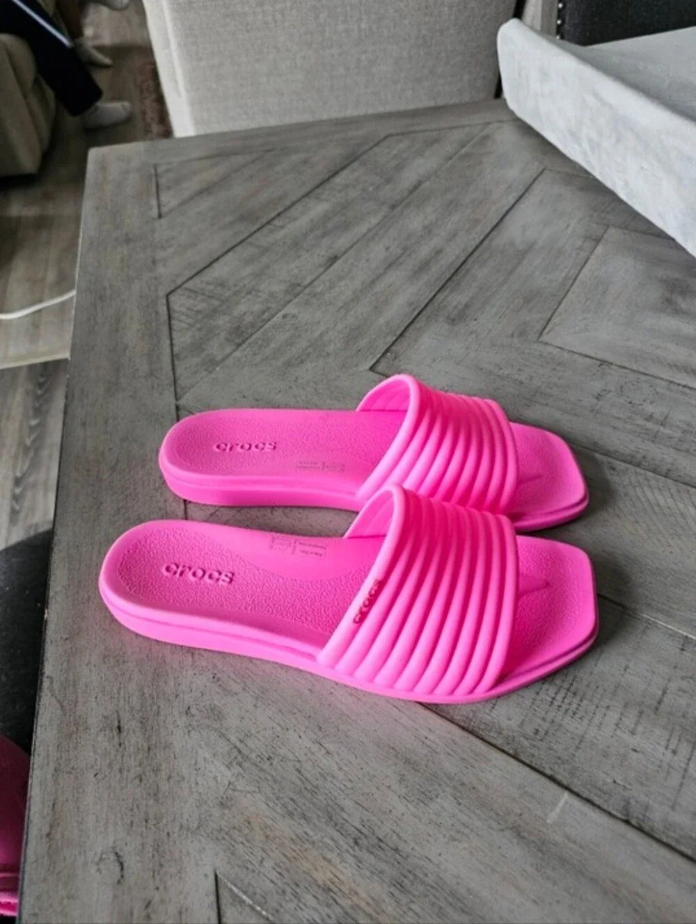 CROCS women miami