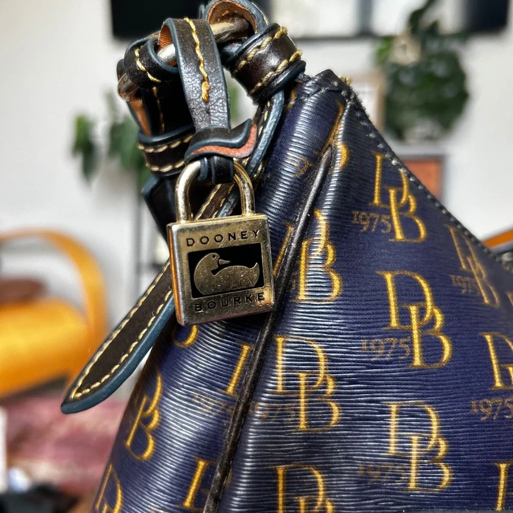 Dooney & Bourke dooney bourke