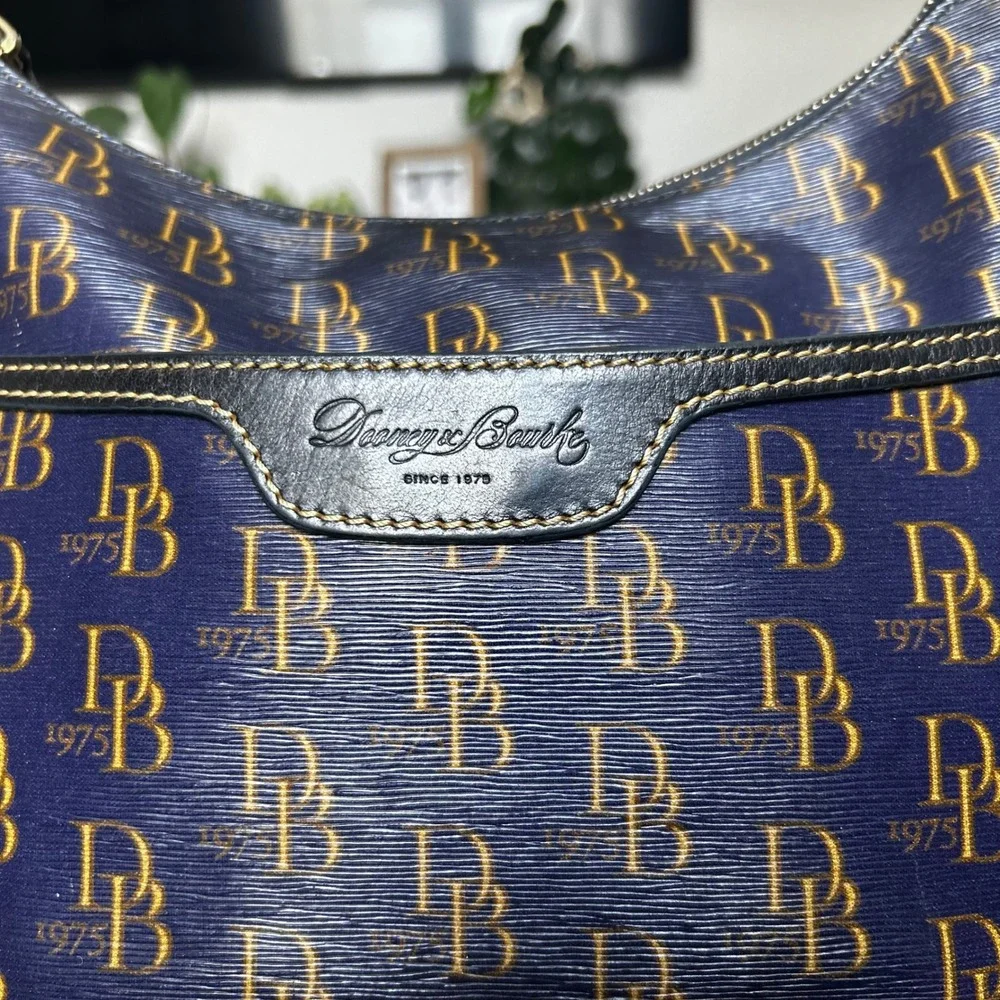 Dooney & Bourke dooney bourke