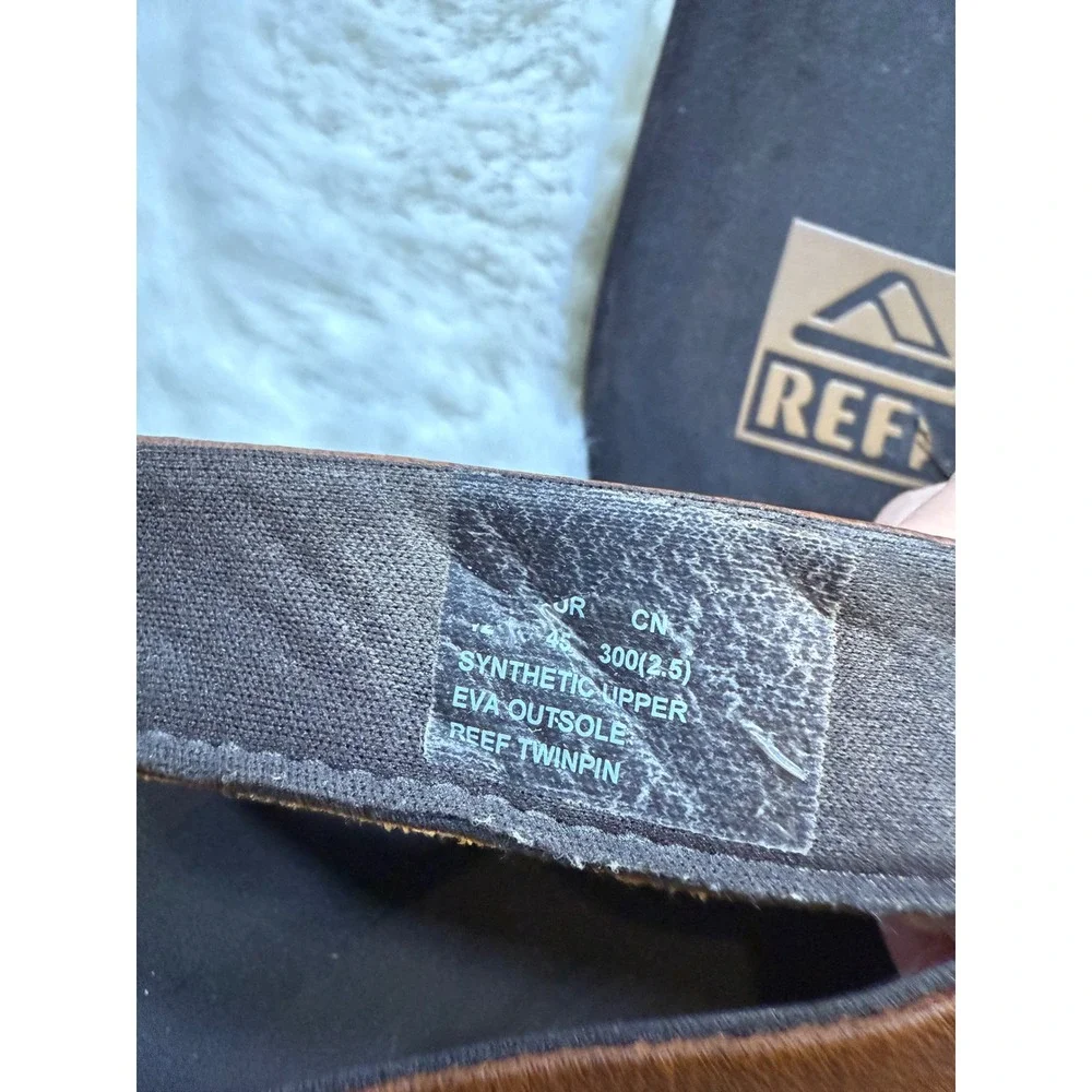Reef material outdoors handling