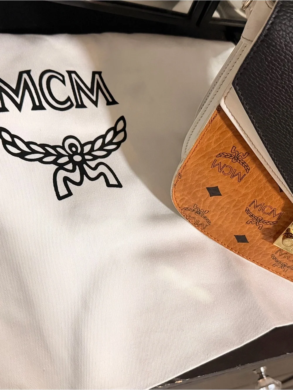 MCM signature visetos