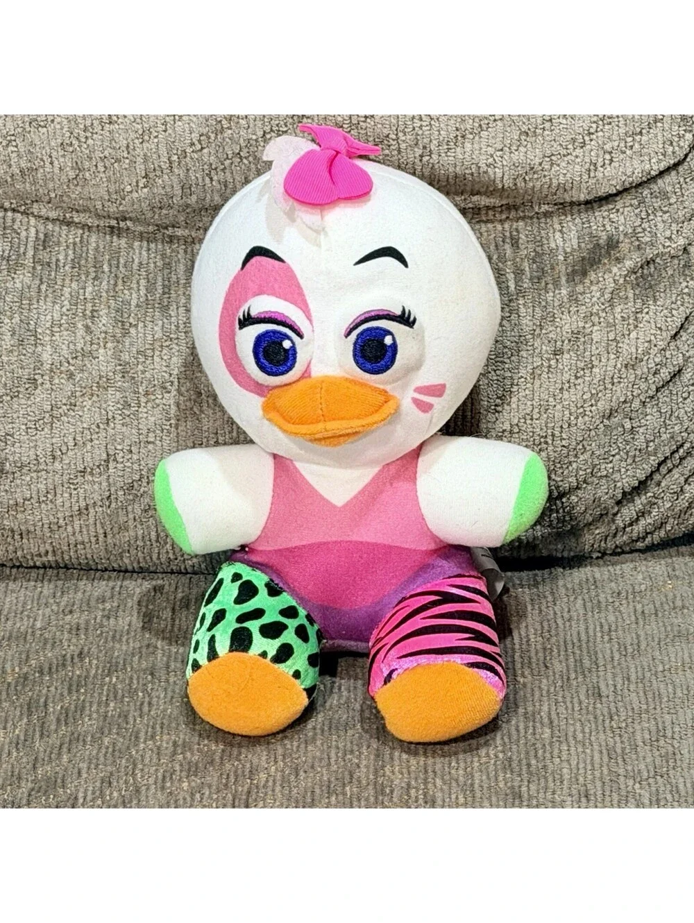 Funko Five Nights at Freddy's - Glamrock Chica Security Breach 8” Plush