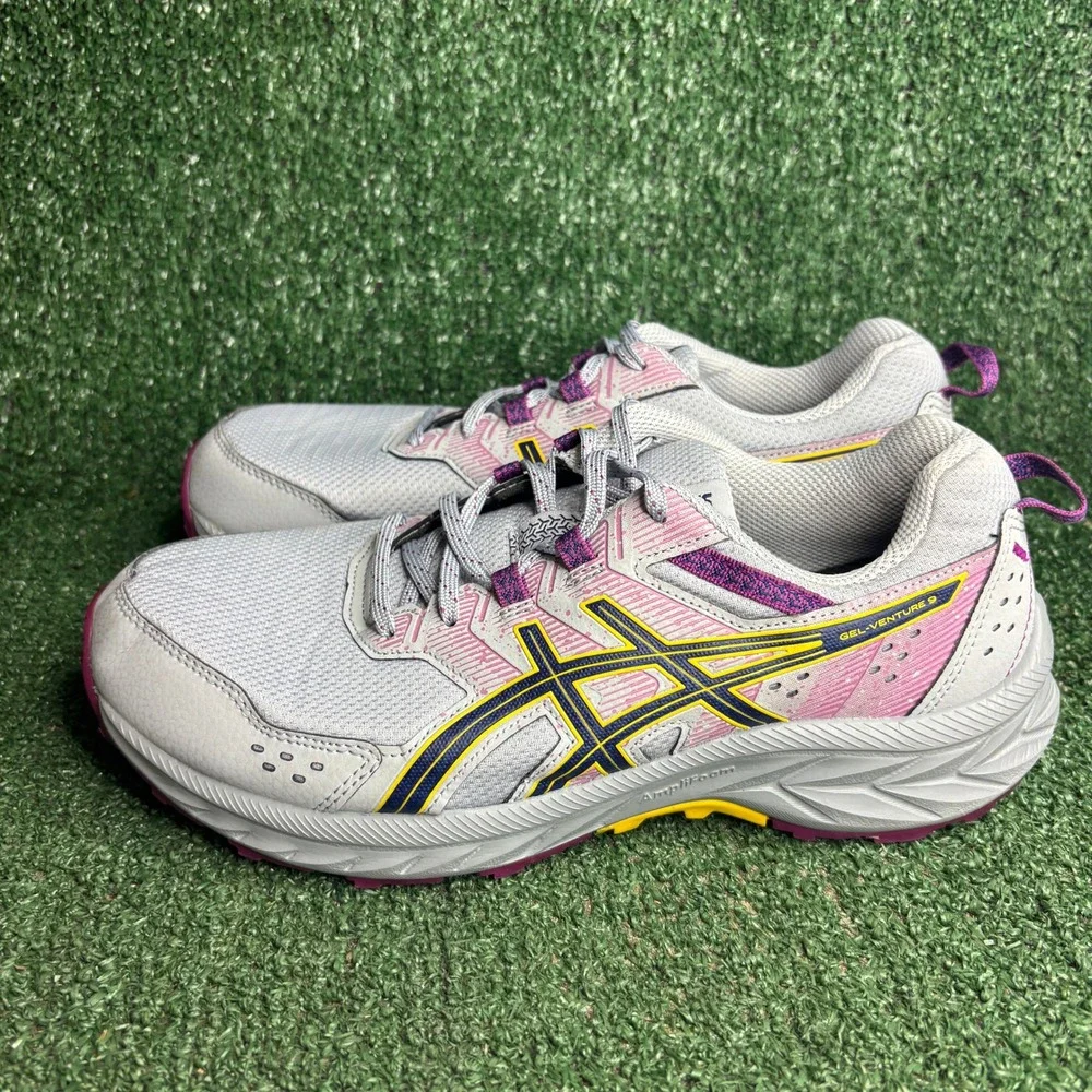 Asics item you