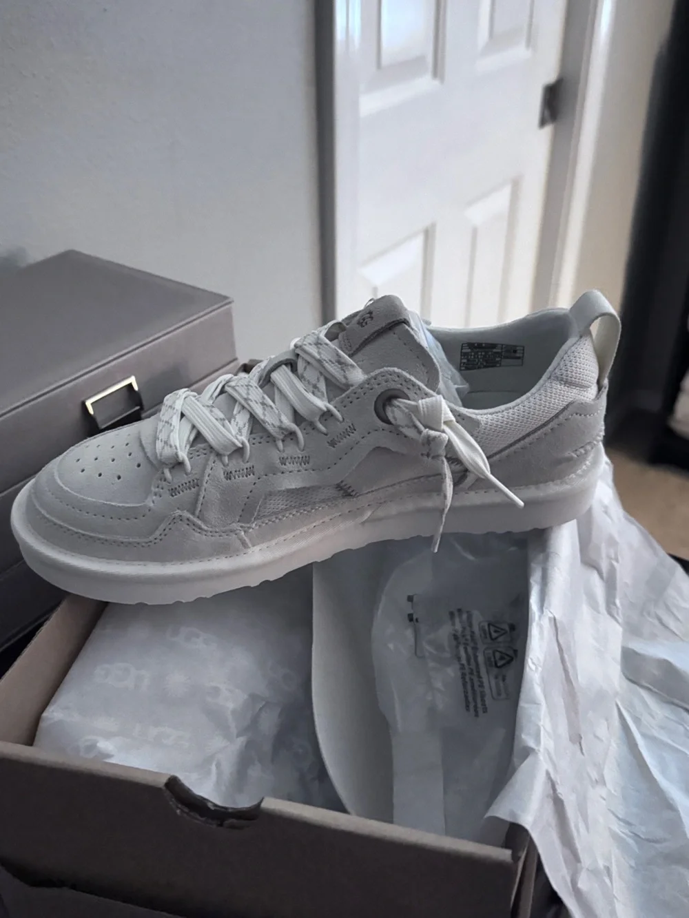 UGG Minimal Sneaker in jasmine size 7.5