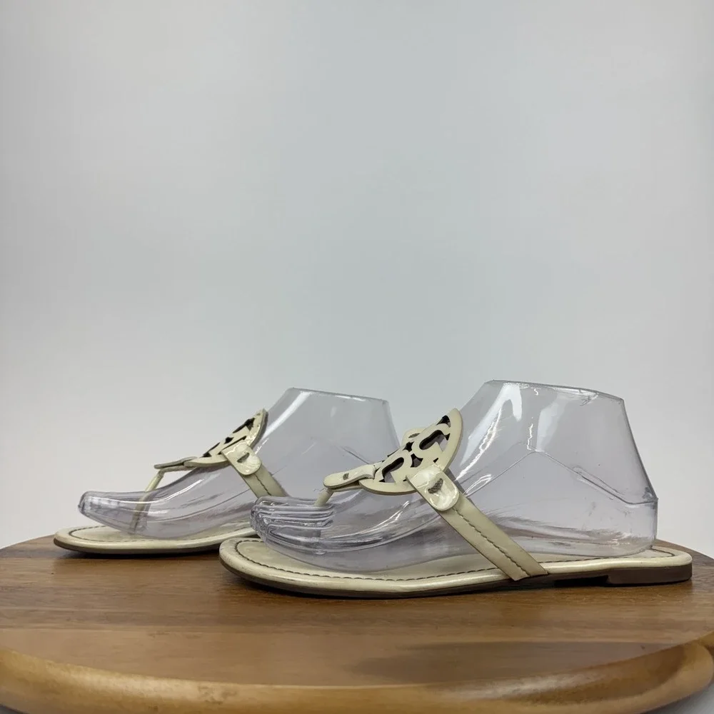 Tory Burch size standard