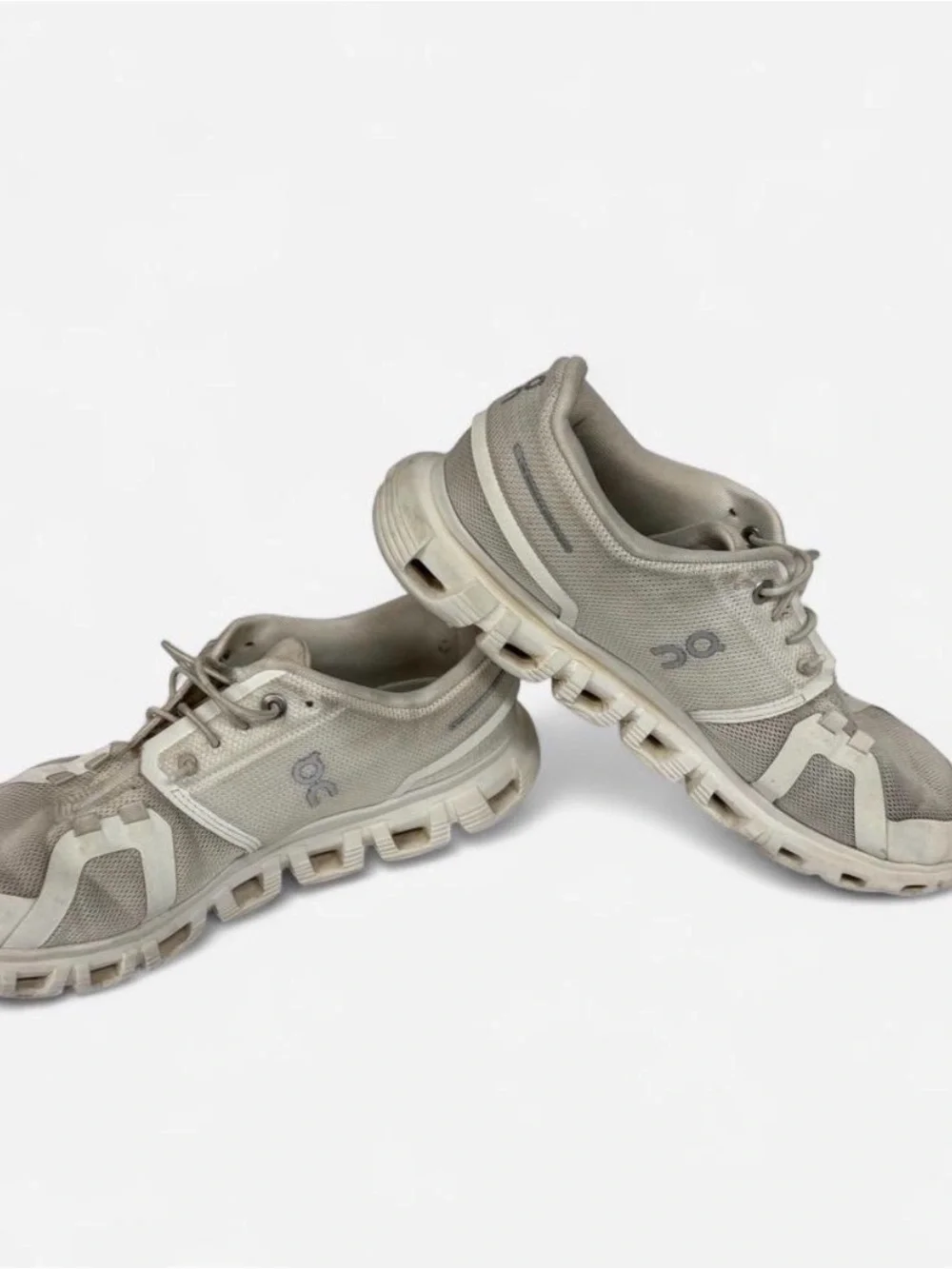 On Clouds gently worn