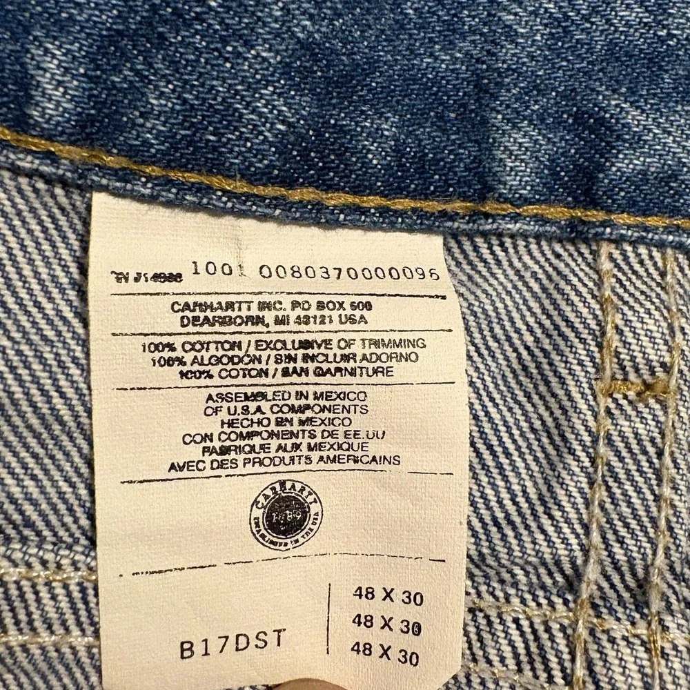 Carhartt loose fit