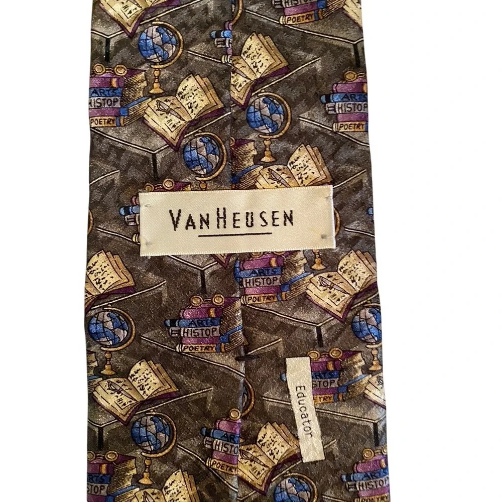 Van Heusen Educator Mens Silk Tie Library Books Globe History Poetry Novelty