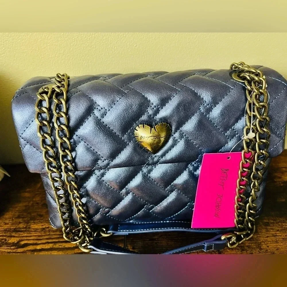 Betsey Johnson bold glamorous