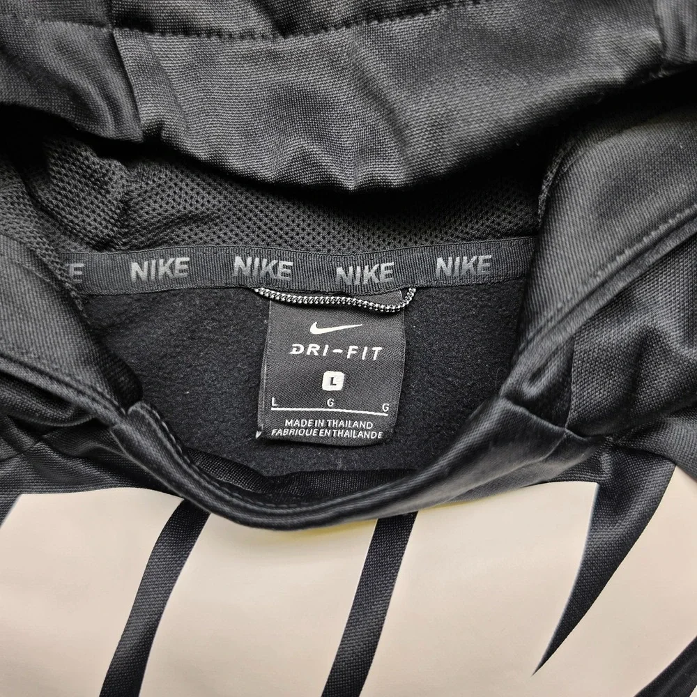 Nike athletic dri