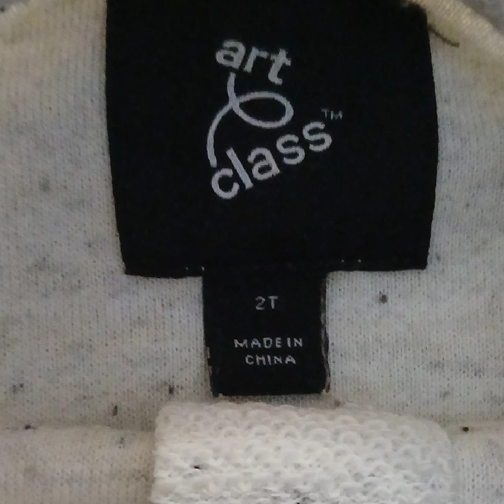 art class stylish white