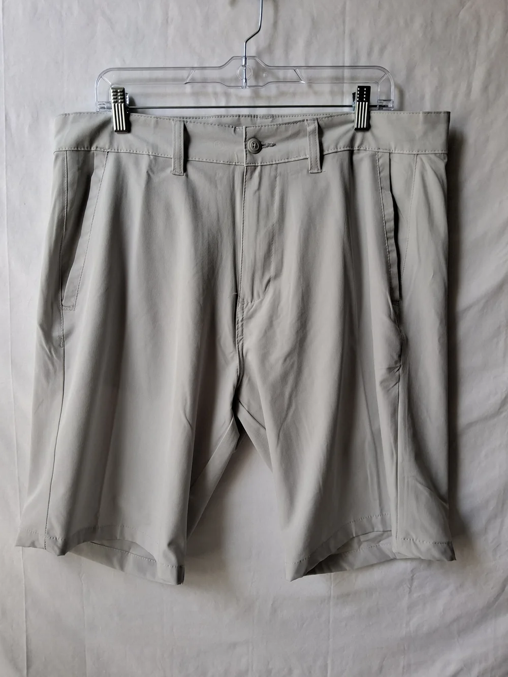 burnside Men's Light Gray Flat-Front Golf‎ Shorts