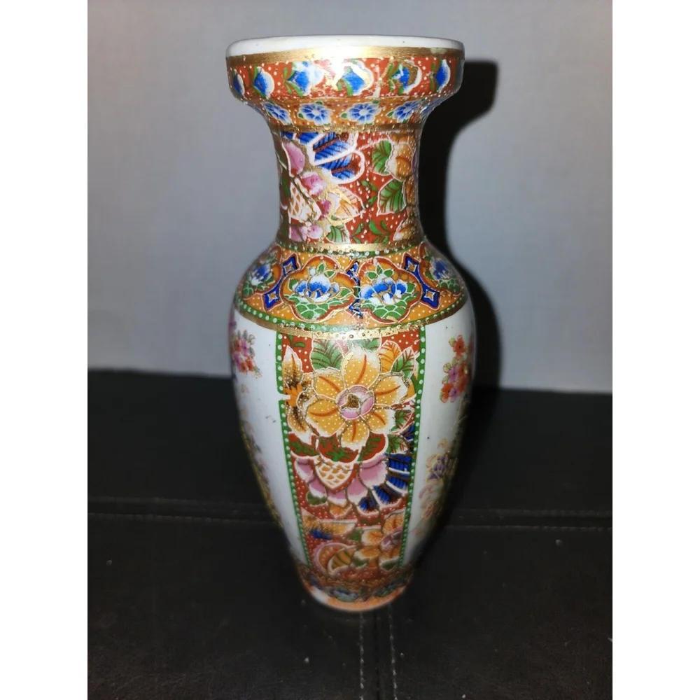 N/A this vase