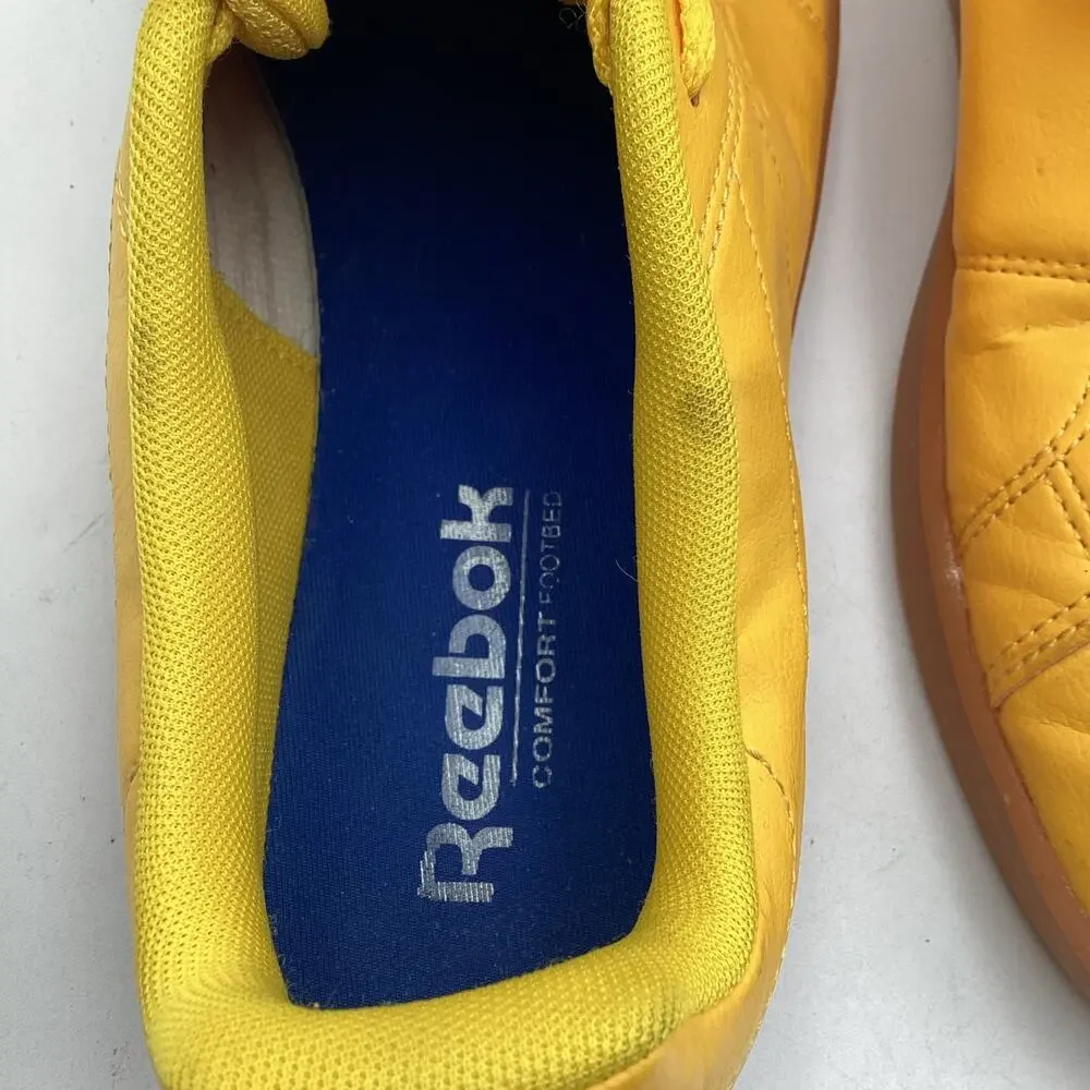 Reebok step out