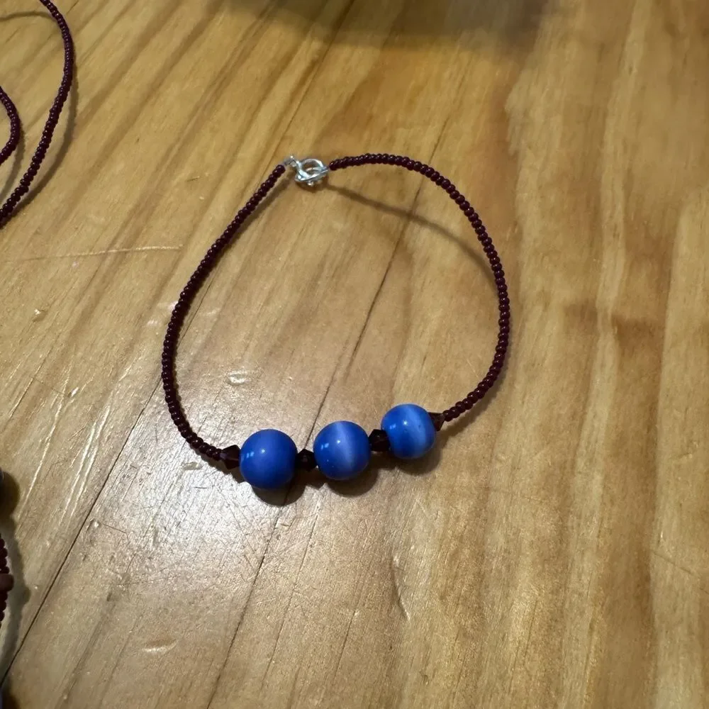 N/A blue maroon