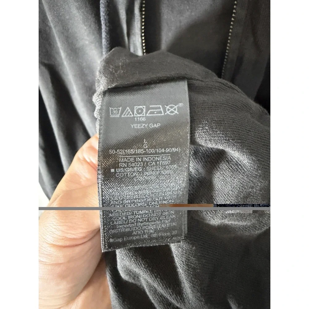 GAP yeezy zip