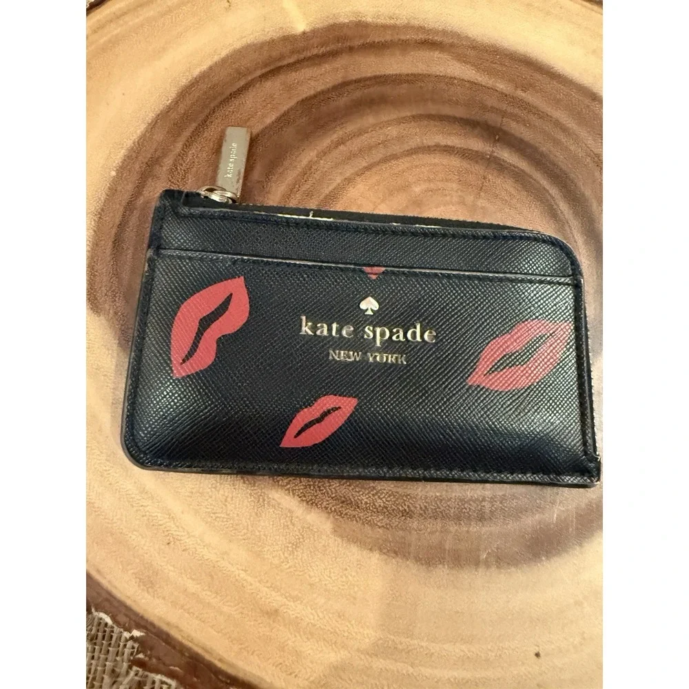 KATE SPADE SPENCER KISSES LIPS CARDHOLDER ZIP TOP COIN CASE